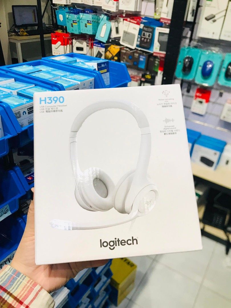 💯 Logitech H390 USB Headset Rose/offwhite (Category: Headphones & Headsets) located in Makati City. Submitted by techubstoreandaccessories (Listing ID 1228817479, Image 2). Description: Logitech H390 USB Headset Rose/Off-White Onhand ready to ship‼️‼️ ✅BRANDNEW ORIGINAL & SEALED ✅ACTUAL PICTURE POSTED ✅ACCEPT WALK IN/PICK UP CLIENT (Mon-Fri 8am-7pm)( Saturday10am-4pm) 📍Location: Evangelista St. Makati City ✅ACCEPT BULK ORDERS WITH DISCOUNT ✅MOD