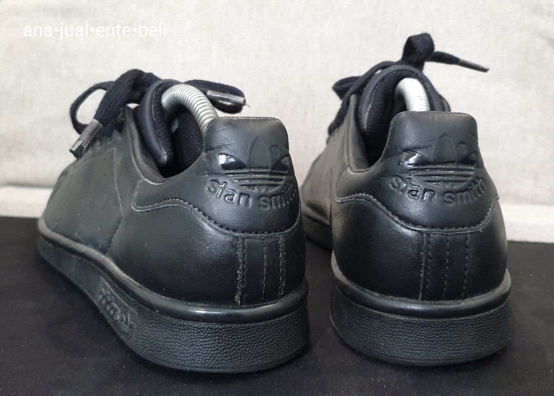 Harga adidas best sale stan smith black