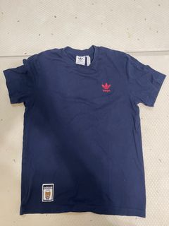 Adidas 東京短T