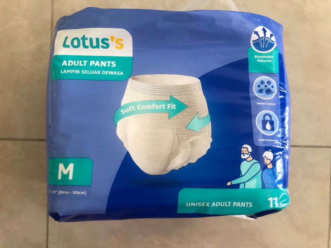 Adult Diapers size m, Beauty & Personal Care, Sanitary Hygiene on Carousell