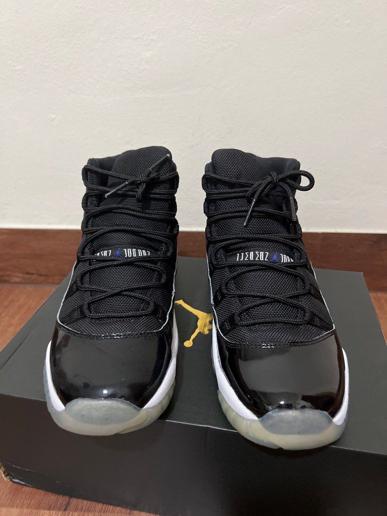 Jordan 11 space jam size 8.5 deals