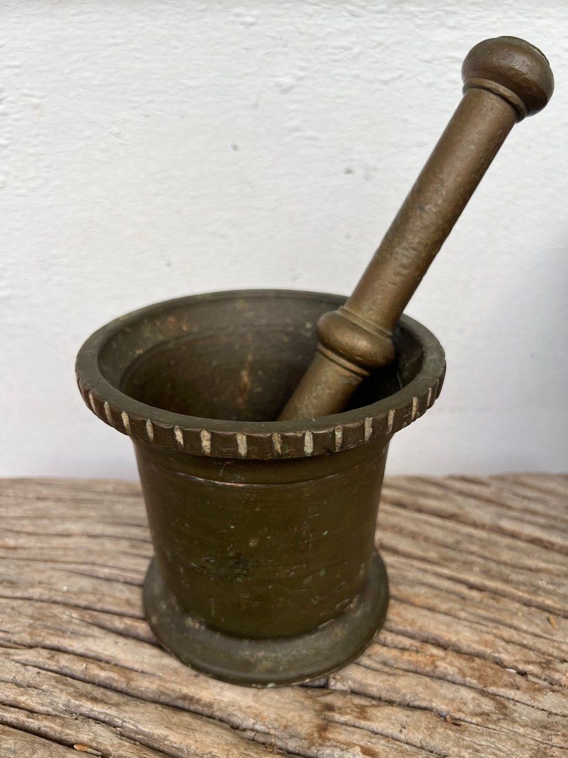 Antique Heavy Brass Mortar and Pestle, Hobbies & Toys, Memorabilia