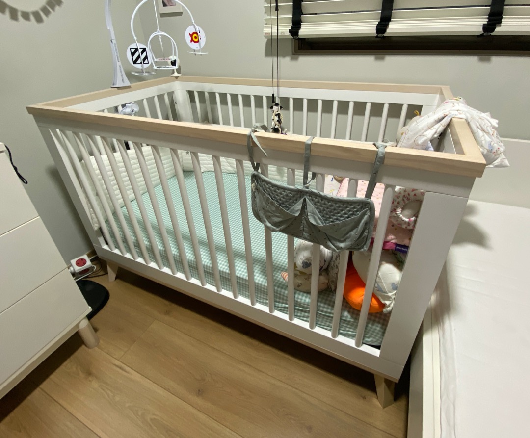 Babyletto scoot 3 in 1 convertible crib, Babies & Kids, Baby Nursery