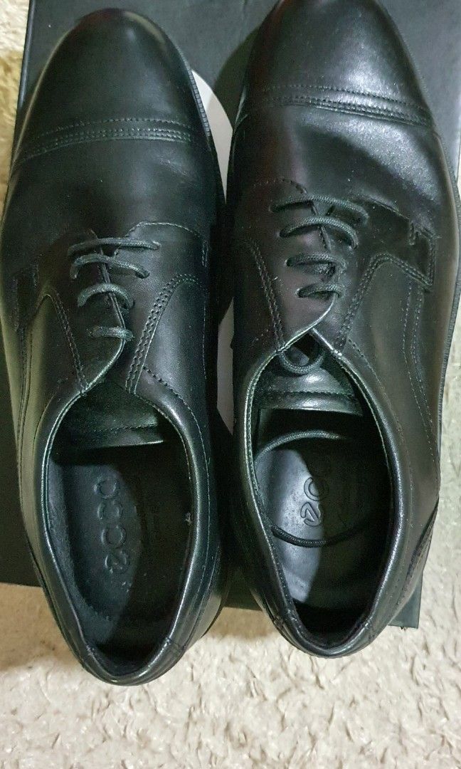 Ecco black on sale leather shoes