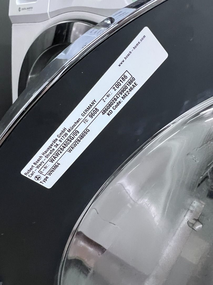 BOSCH 9KG FrontLoad Washing Machine WAW28480SG (93343), TV & Home