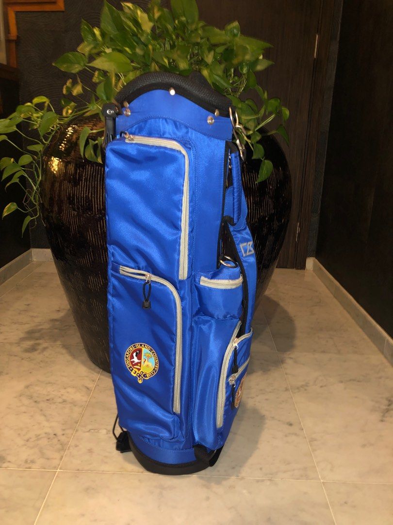 Brand new golf bag, Sports Equipment, Sports & Games, Golf on Carousell