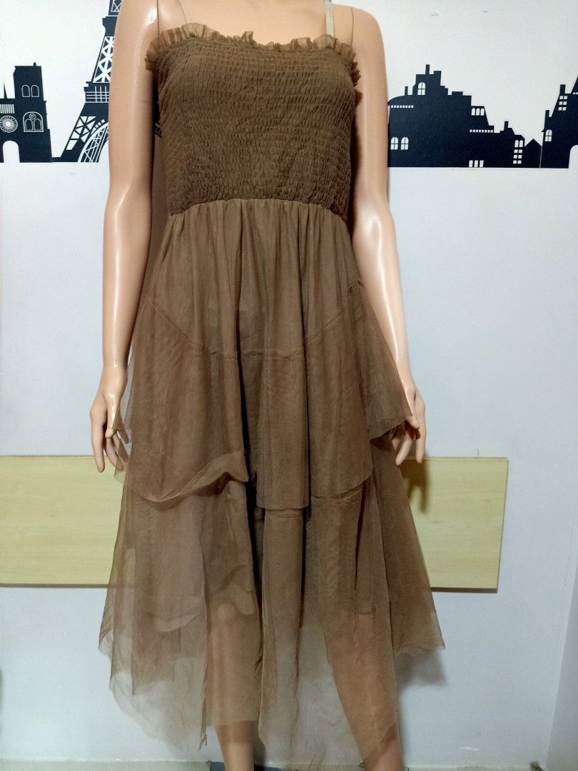 Brown spaghetti dres S-M (Category: Dresses) located in Quezon City. Submitted by MsMars (Listing ID 1228829804, Image 3). Description: #brown #chiffon #preloved.