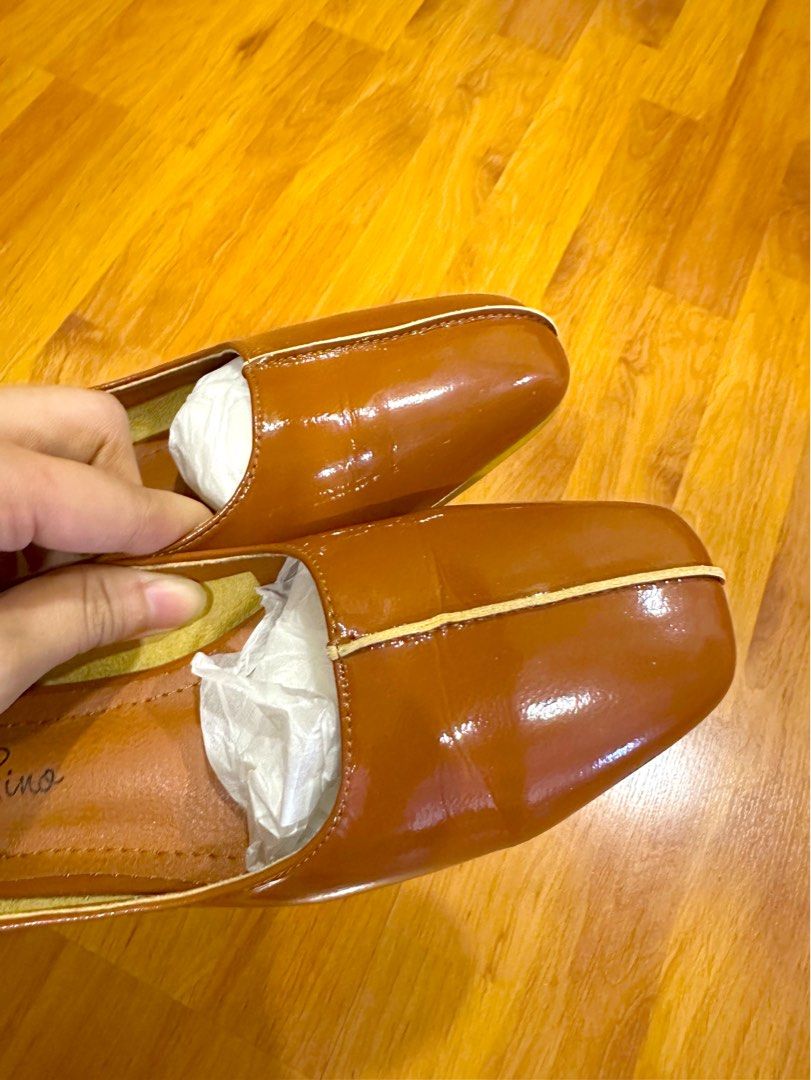 Carlo Rino Brown Leather Flats, Women's Fashion, Footwear, Flats on