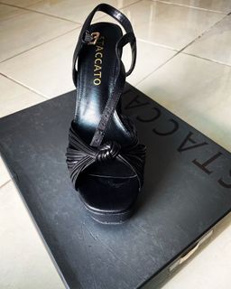 Chunky heels