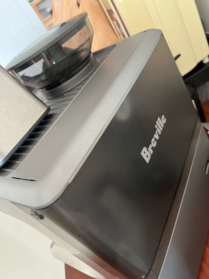 COFFEE MACHINE BREVILLE BES870, TV & Home Appliances, Kitchen