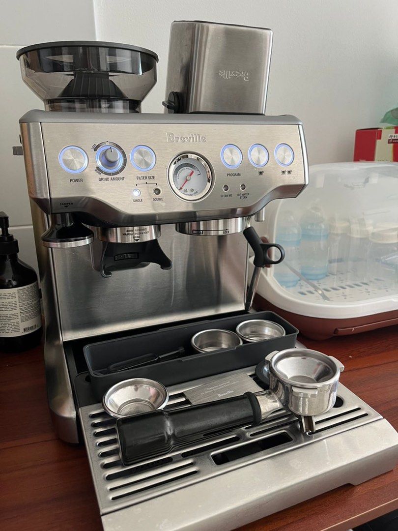 COFFEE MACHINE BREVILLE BES870, TV & Home Appliances, Kitchen