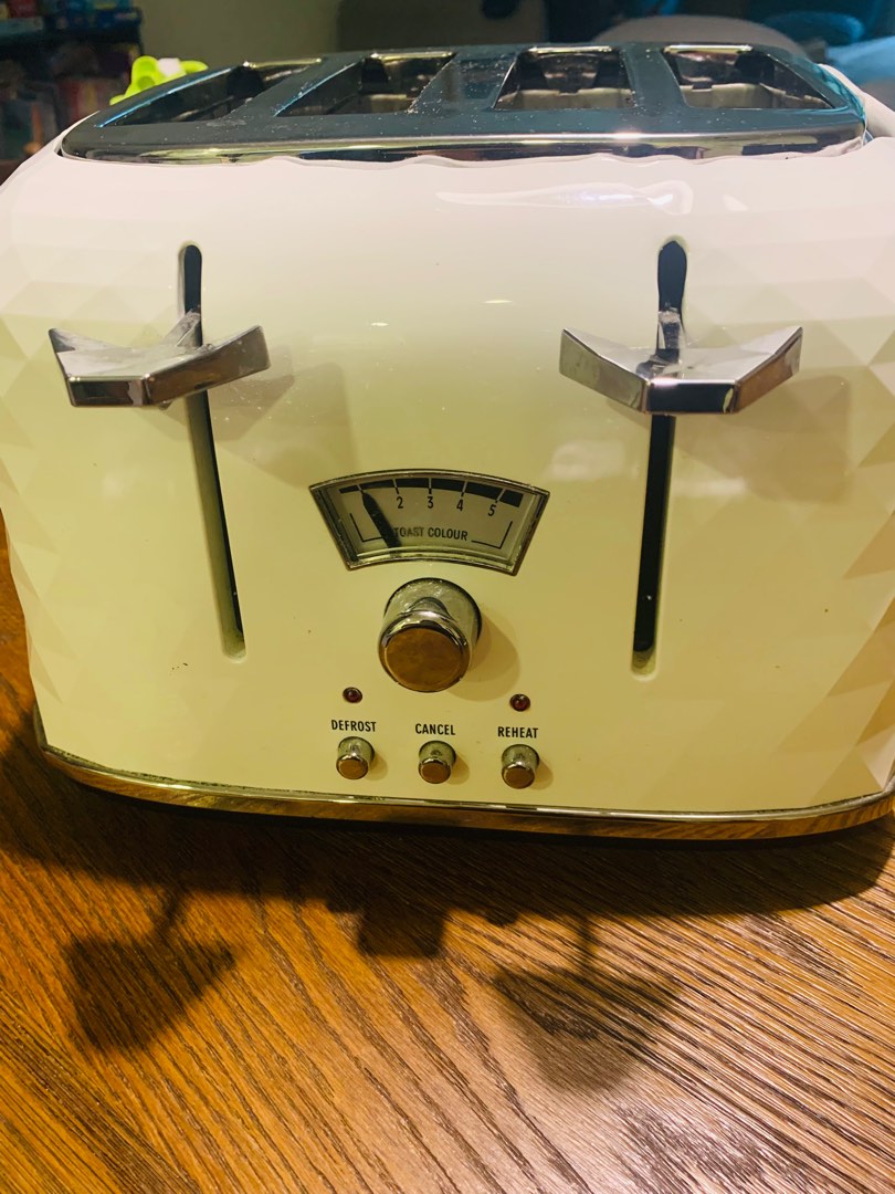 DeLonghi Toaster Needs repair, TV & Home Appliances, Kitchen