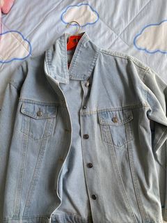 (Category: ) located in . Submitted by fthngg (Listing ID 1228792363, Image 1). Description: .