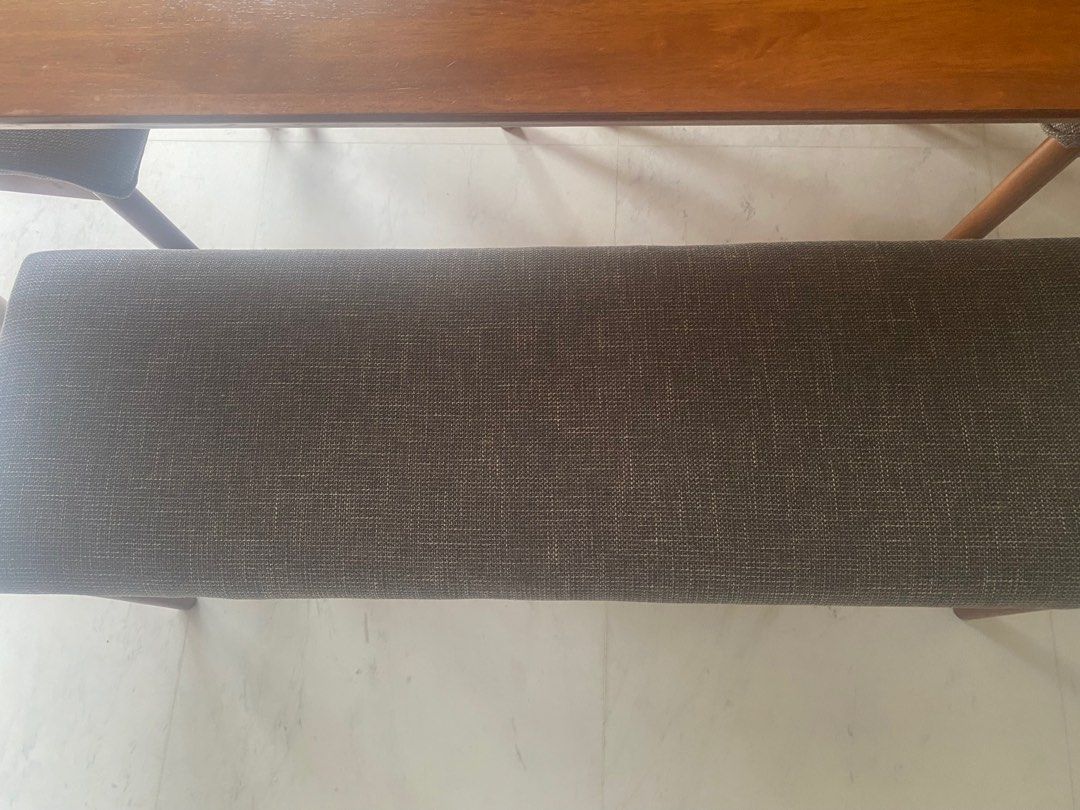 Dining Table Set (Category: Tables & Sets) located in Singapore. Submitted by sandhkap (Listing ID 1228813132, Image 3). Description: Selling dining table set with 4 chairs and a bench. .