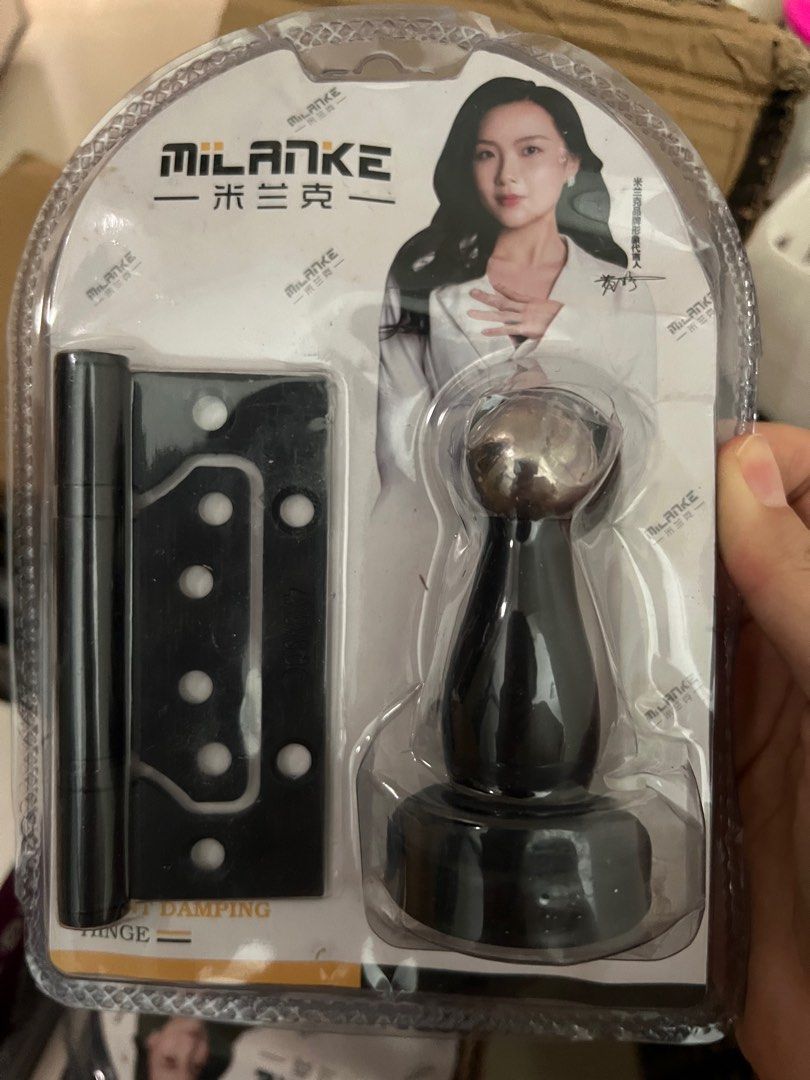 Door blocker + 3 hinges, Furniture & Home Living, Security & Locks