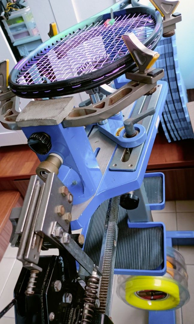 Eagnas Hyper 360 stringing machine, Sports Equipment, Other Sports