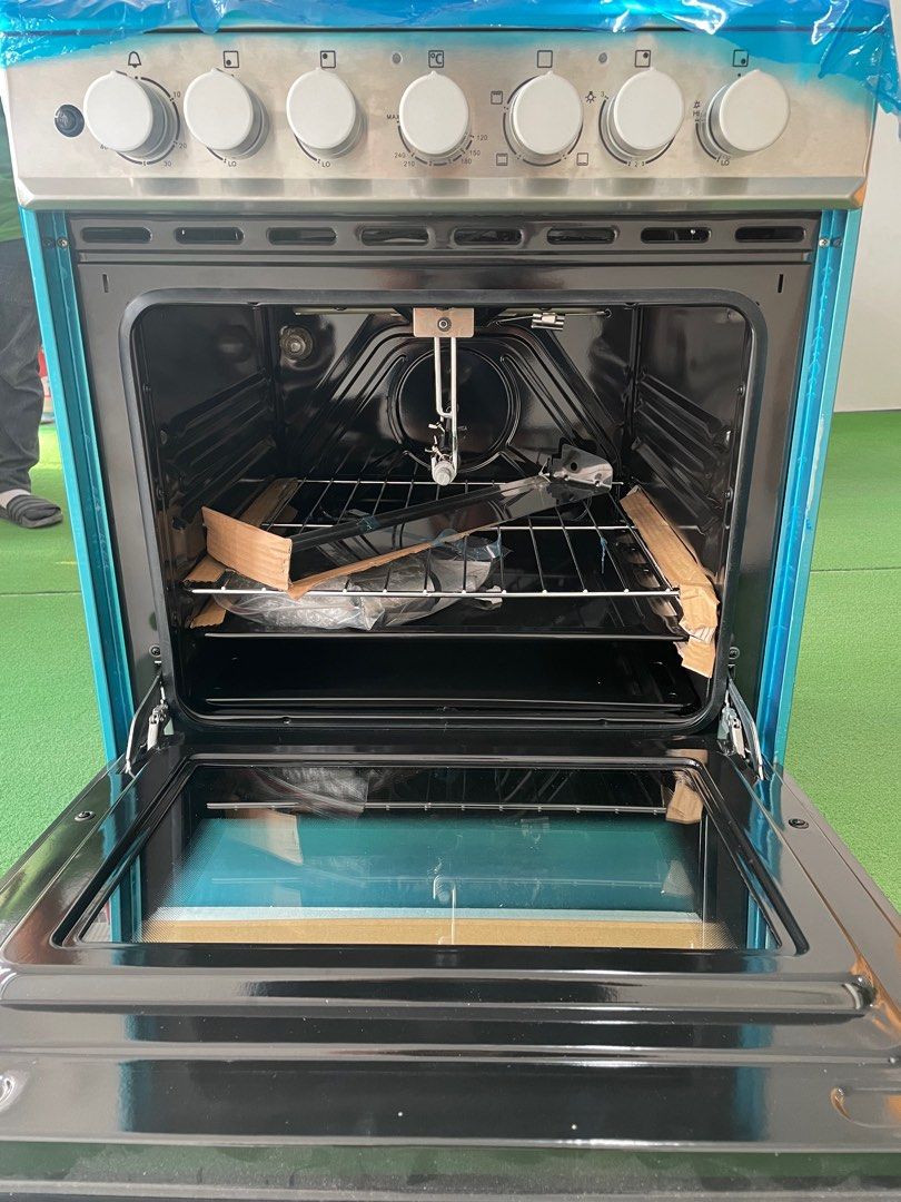 ELECTROLUX 3 gas 1 electric GAS RANGE with Electric oven on Carousell