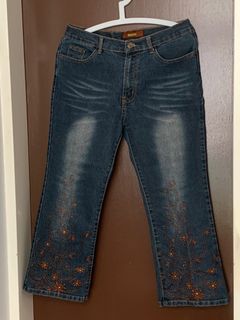 (Category: ) located in . Submitted by preloved.random (Listing ID 1228777991, Image 1). Description: .