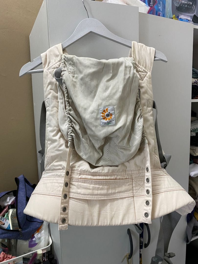 Organic Rose Harmony Ergobaby Carrier
