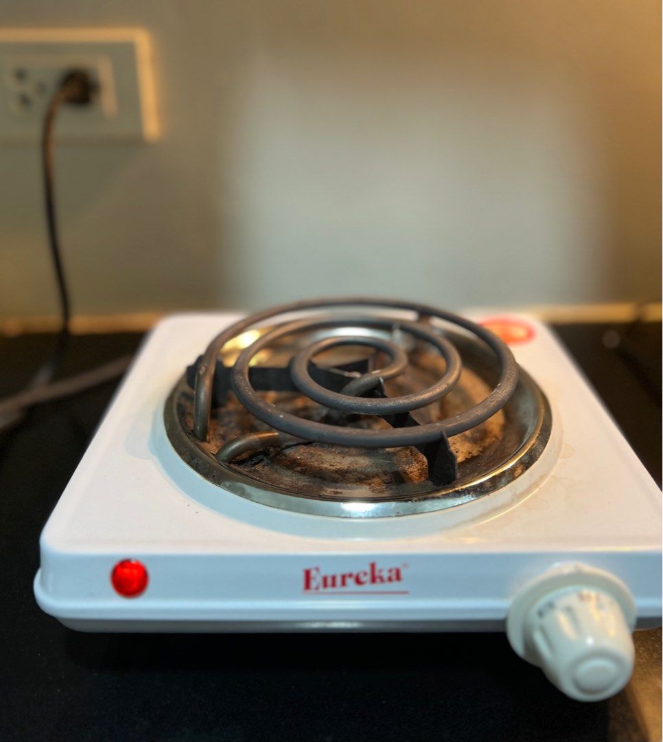 AUTHENTIC Eureka Electric Stove with Warranty Card, TV & Home