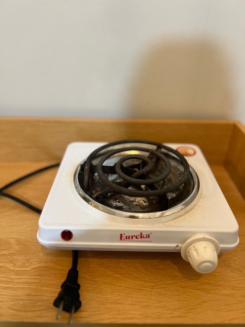 AUTHENTIC Eureka Electric Stove with Warranty Card, TV & Home