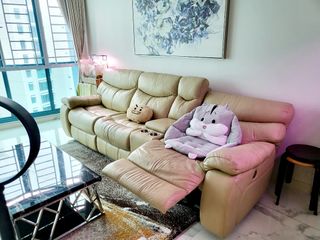 (Category: ) located in . Submitted by UaenaCS (Listing ID 1228902396, Image 1). Description: .