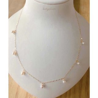 Gold Lightweight Freshwater Pearl Necklace