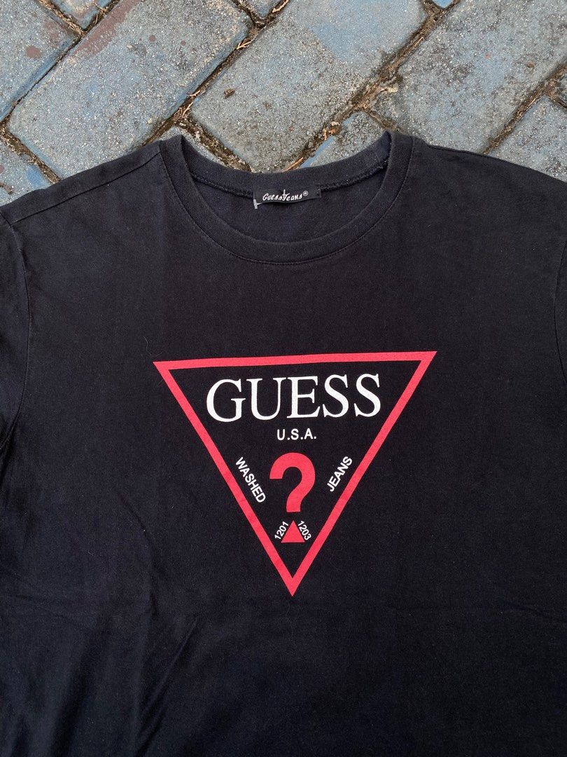 Guess Triangle Big Logo Font Black Kaos Guess Original Tas Guess Fendi ...