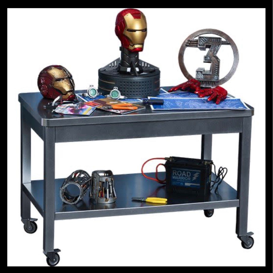 HOT TOYS ACS002 IRON MAN 3 ACCESSORIES 1/6TH SCALE COLLECTIBLE