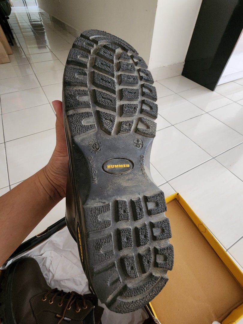 Hummer safety boots Men s Fashion Footwear Boots on Carousell