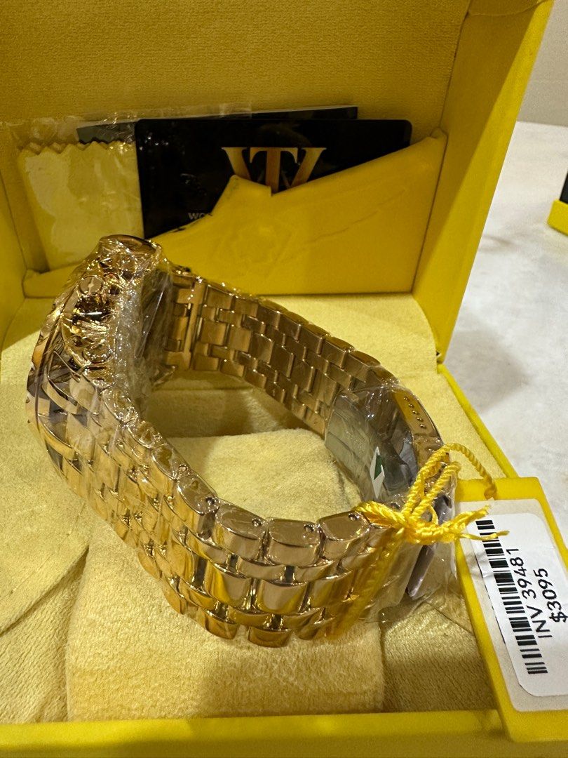 Invicta subaqua on sale gold watch