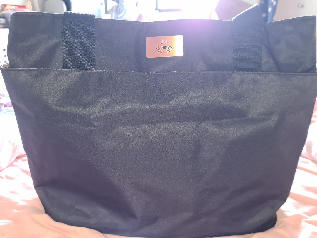 Jujube Encore Tote in Black Rose