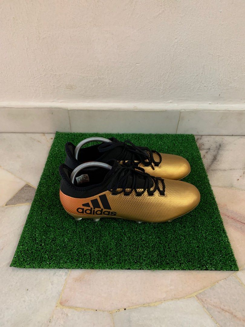 Kasut bola adidas original online