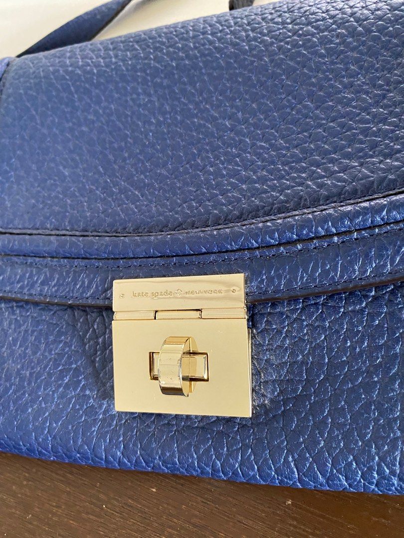 cross body bag blue Kate Spade (Category: Luxury Bags & Wallets) located in Makati City. Submitted by abygi88 (Listing ID 1228787016, Image 3). Description: Authentic Kate spade GHW clean inside No inclusions 📍it can put cellphone, keys, lipstick, cards.