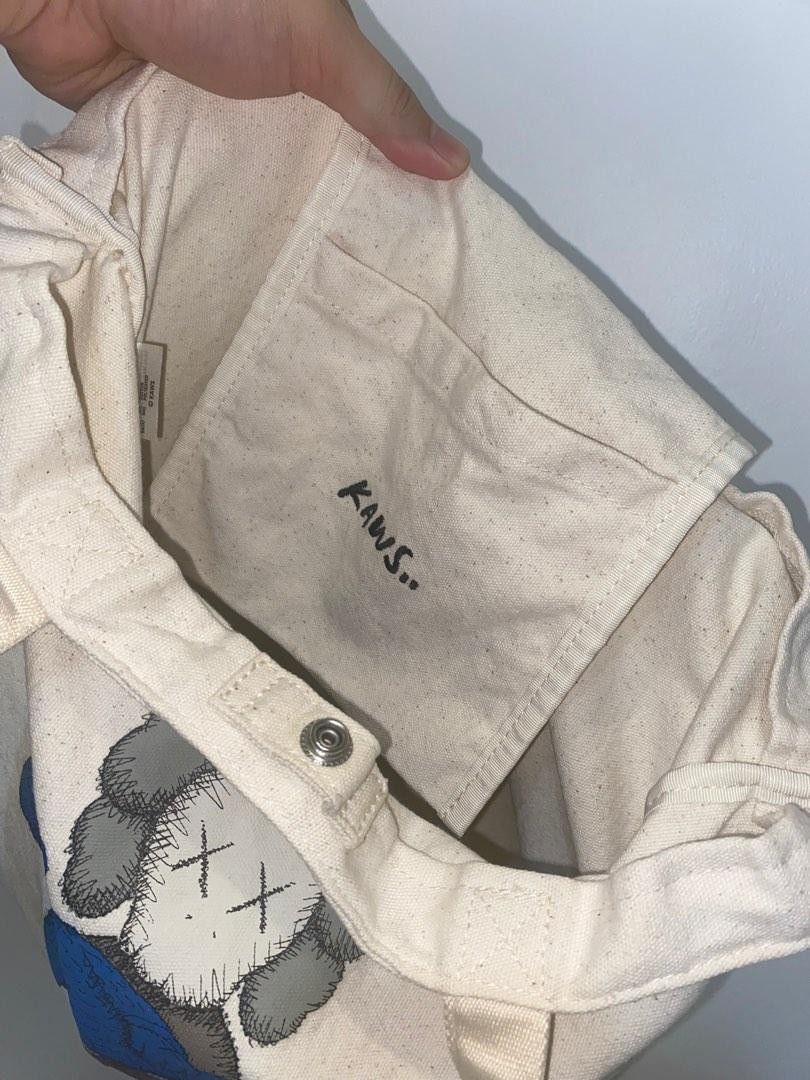 Totebag Uniqlo KAWS | Rara Edizione | Colore Avorio | Nuova Con Etichette