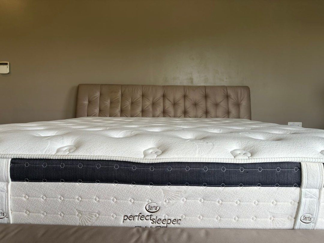 King Size Bed Frame /King Size SERTA Perfect Sleeper ALLURE, Furniture