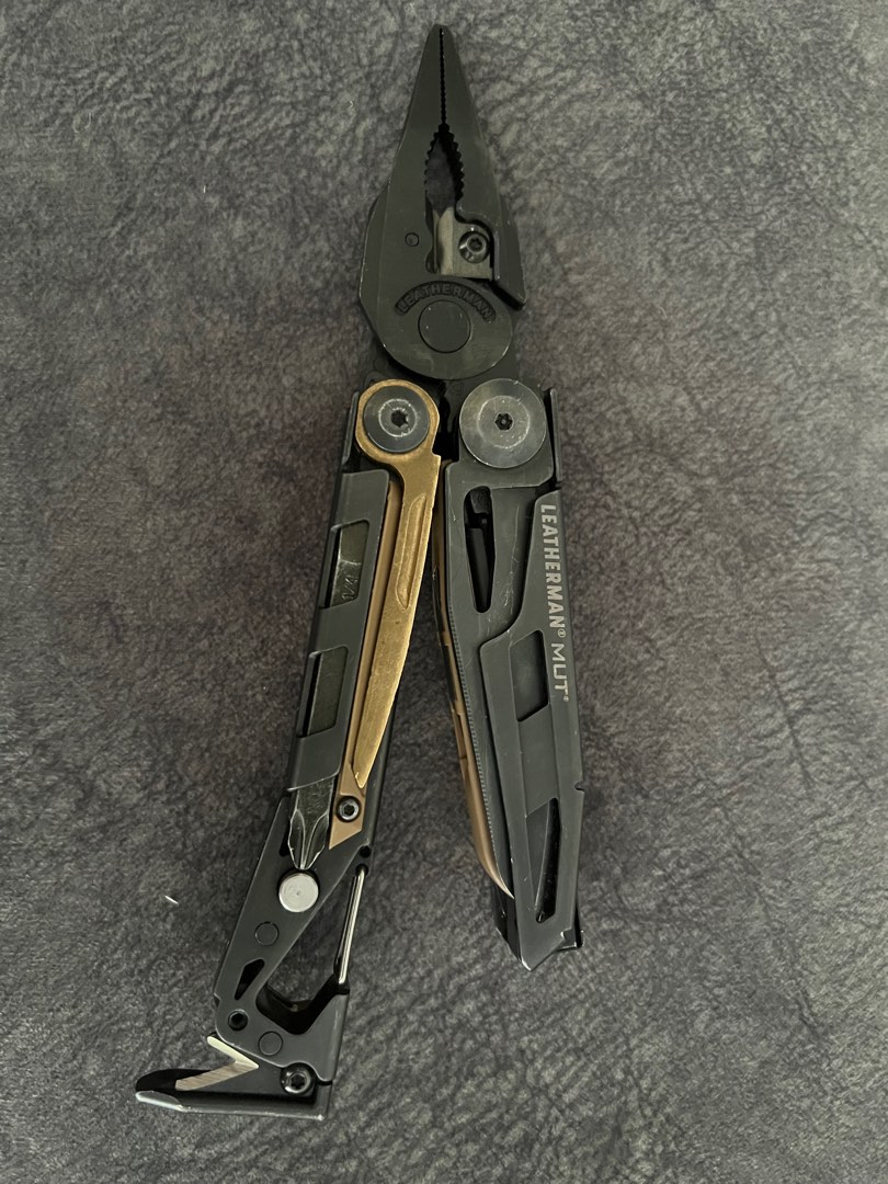 Leatherman MUT, Hobbies & Toys, Toys & Games on Carousell