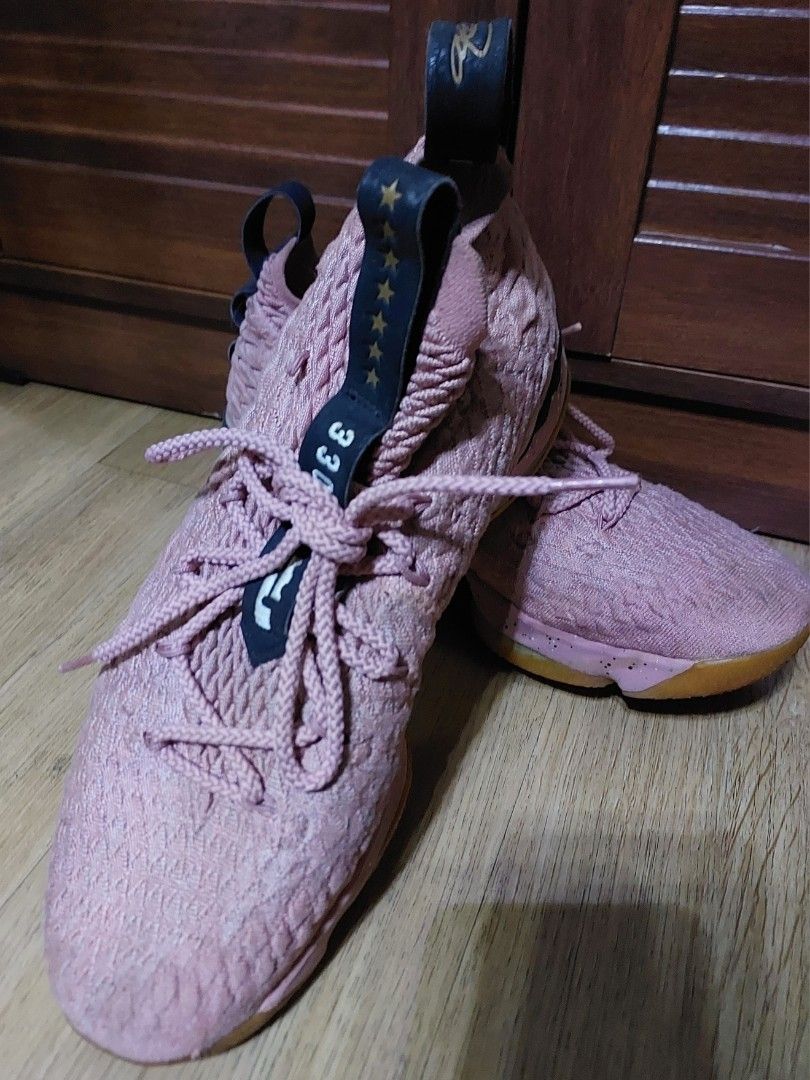 Lebron 15 hollywood pink best sale