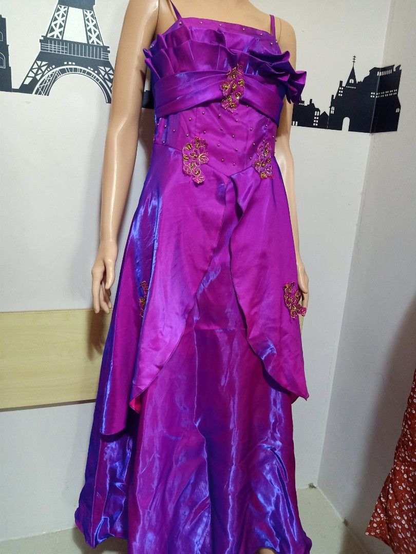 Long gown monochromatic color S-M (Category: Evening dresses & gowns) located in Quezon City. Submitted by MsMars (Listing ID 1228826880, Image 1). Description: #longgown #monochromaticcolor #violetblue #magenta #blue #spaghettidress #pageant #sagala #floresdemayodress.