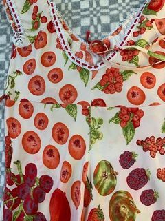 LOOKING FOR:BETSEY JOHNSON FRUITS DRESS
