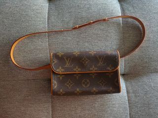 Louis Vuitton 2003 pre-owned Monogram Florentine belt bag - ShopStyle