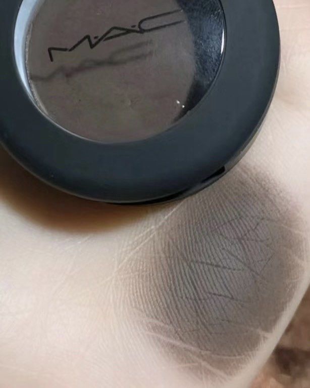 MAC Give A Glam Powder Kiss Soft Matte Eye Shadow on Carousell