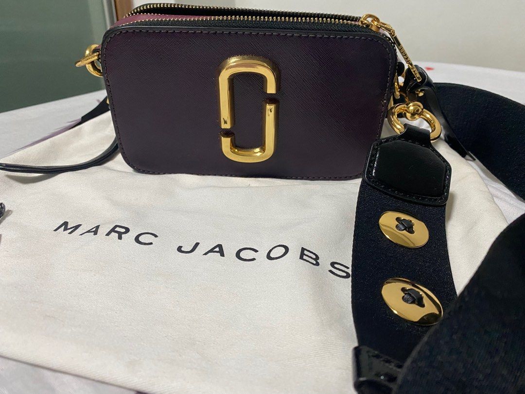 Marc jacobs button outlet snapshot small camera bag