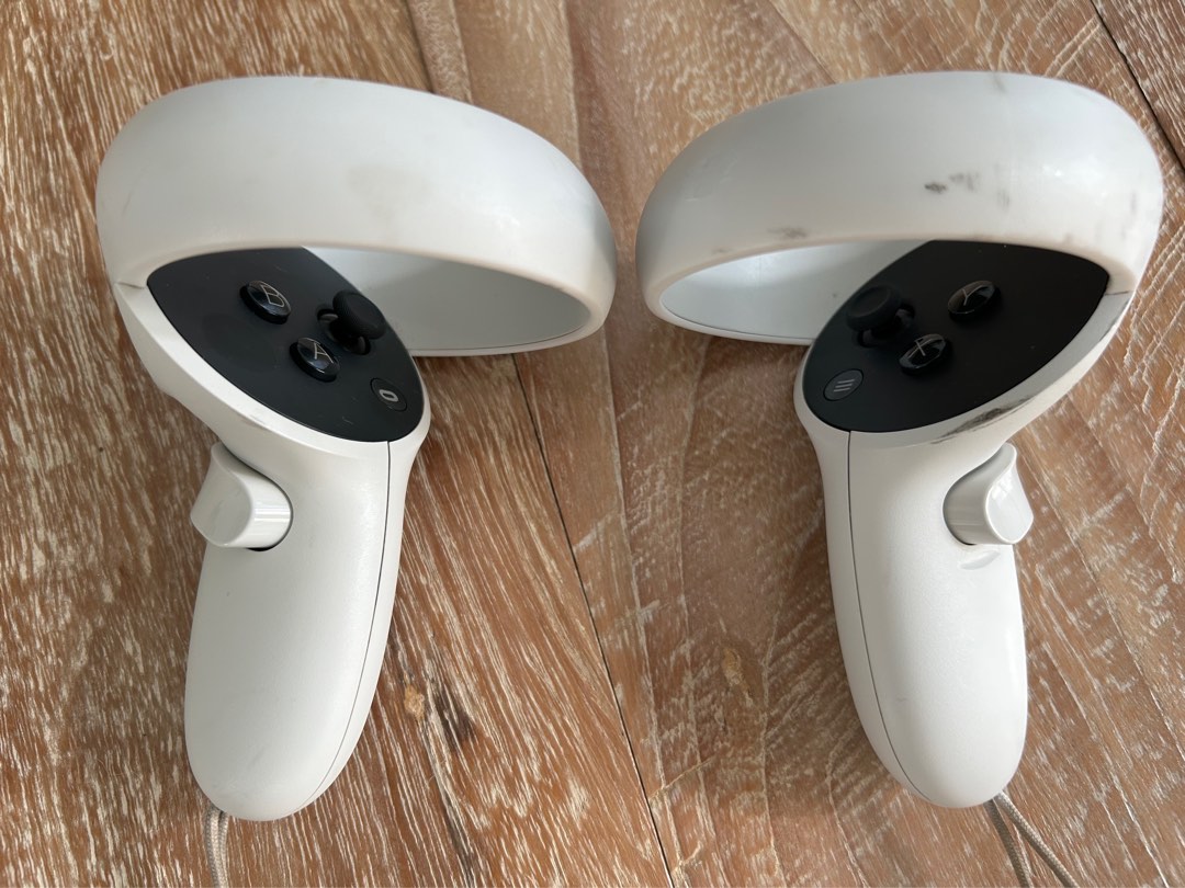 Meta Quest 2 Controllers, Video Gaming, Gaming Accessories, Controllers