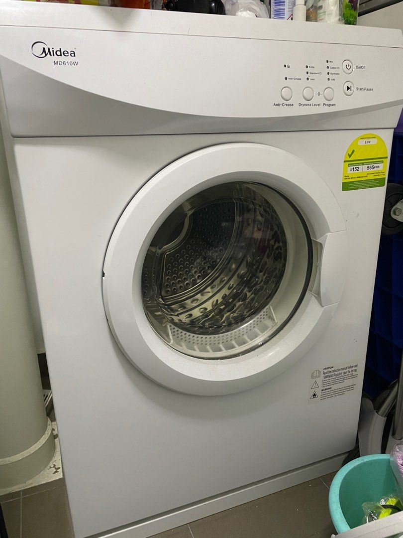 Midea Dryer (Category: Washing Machines and Dryers) located in Singapore. Submitted by 252149255 (Listing ID 1228850737, Image 1). Description: Midea Dryer Machine,in good condition,sell because move house .