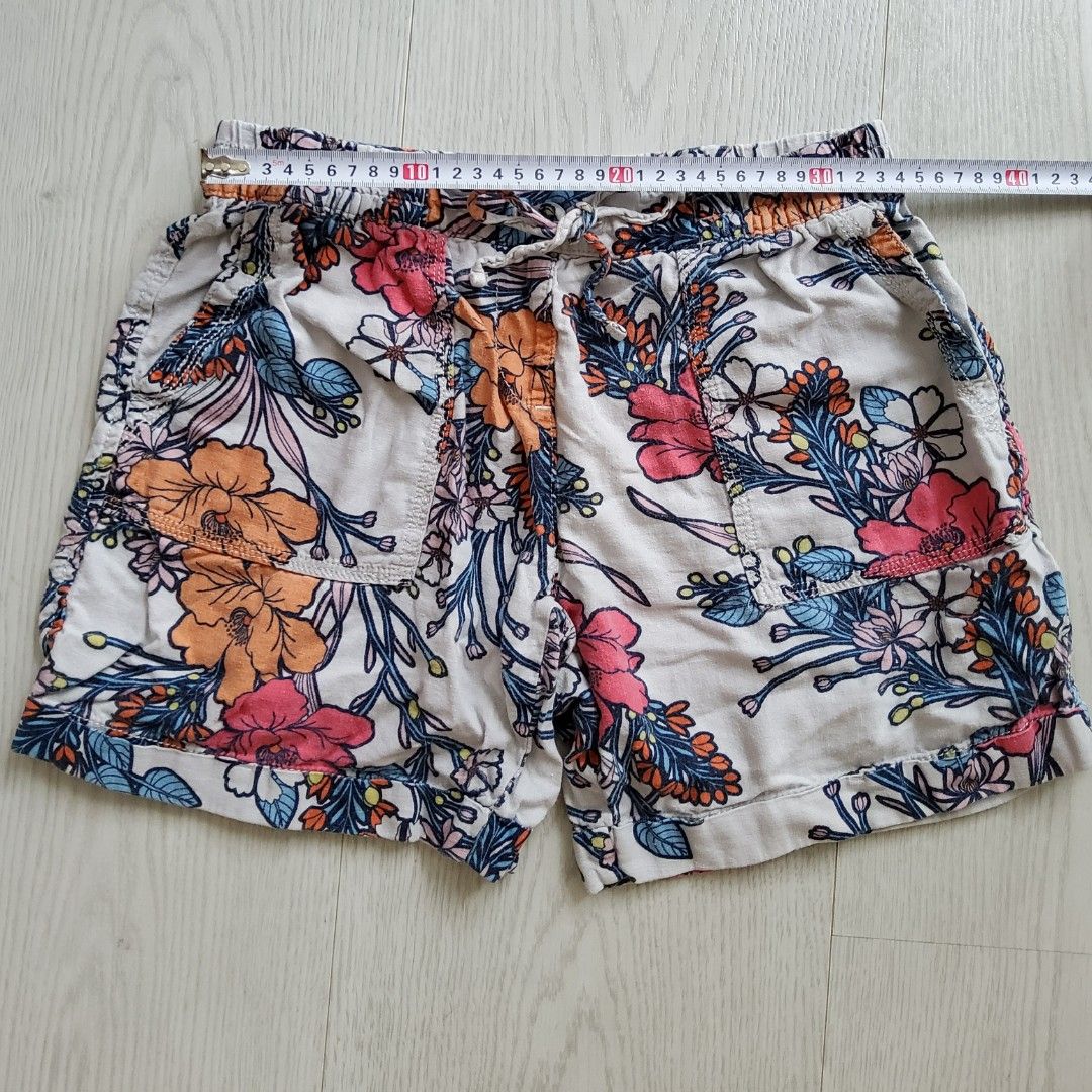 Next Flowery Shorts Ladies Size UK10 EUR38