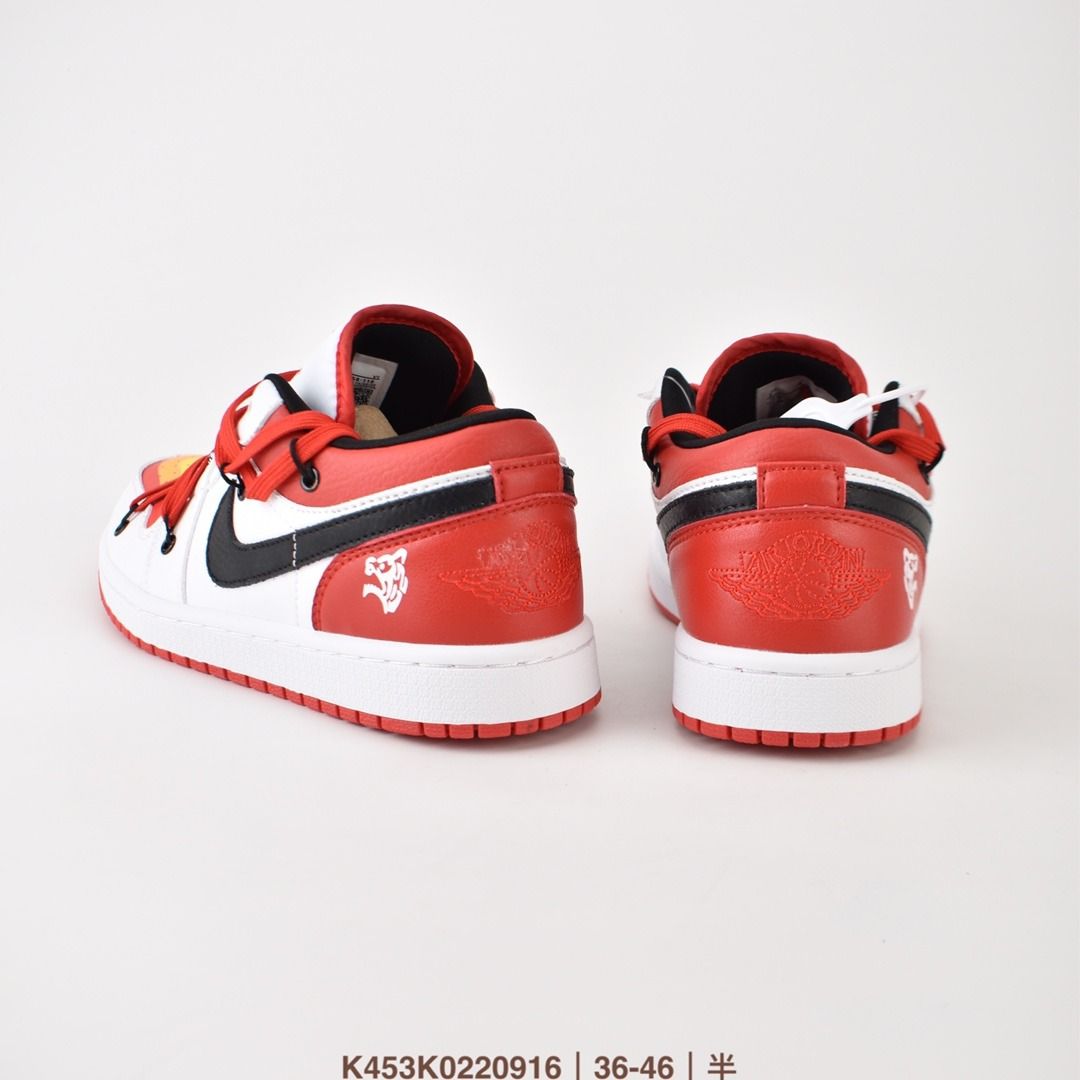 Nike Air Jordan 1 Low AJ1, Women's Fashion, Footwear, Sneakers on Carousell