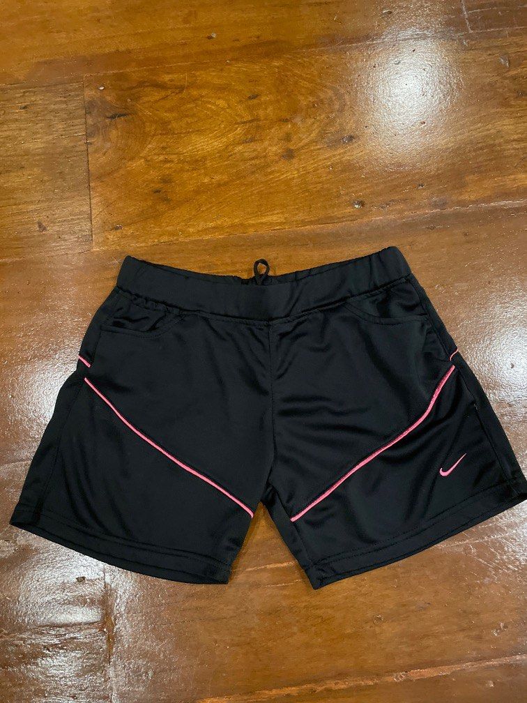 NIKE Gym Shorts, Women's Fashion, Activewear on Carousell