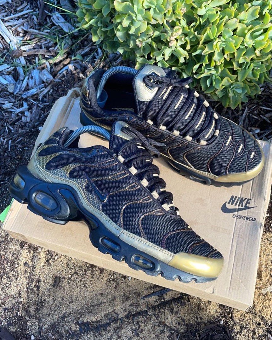 air max plus jacket