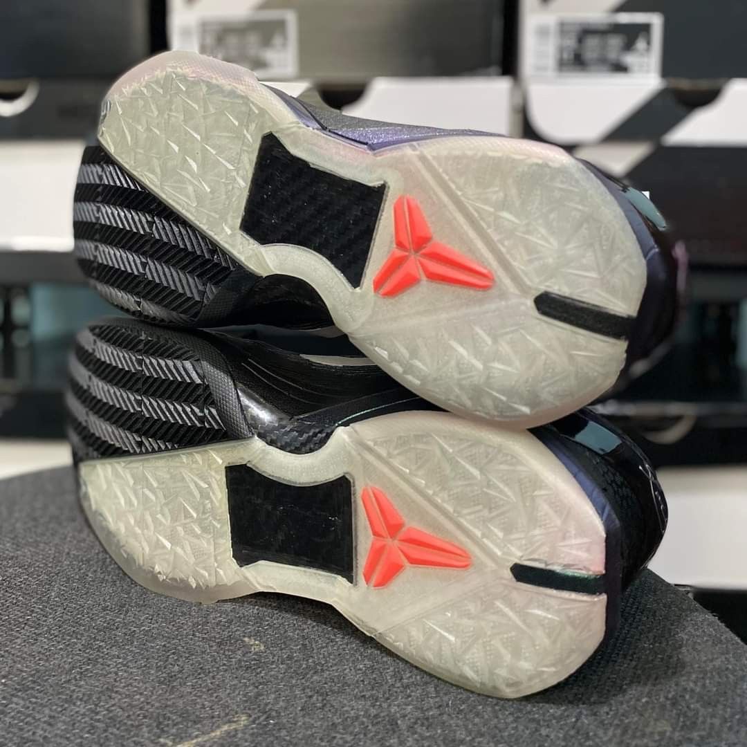 Kobe xii shop